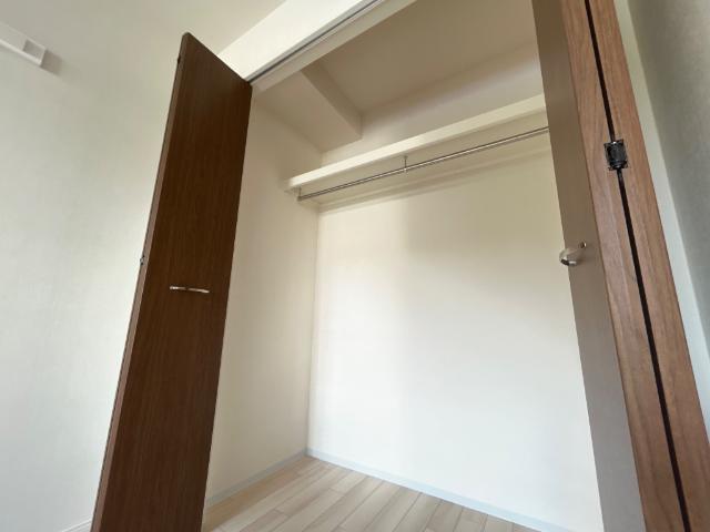 キャメロット八王子102号室 収納