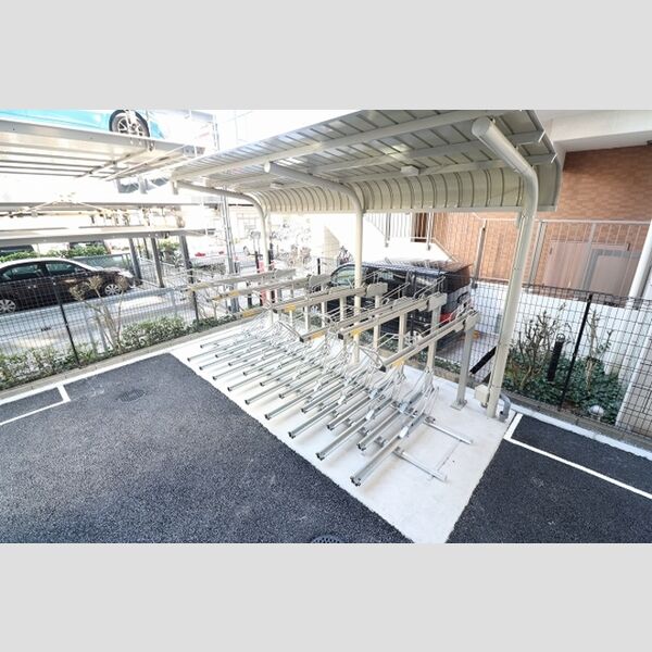 TEC Green Residence1301号室 駐輪場