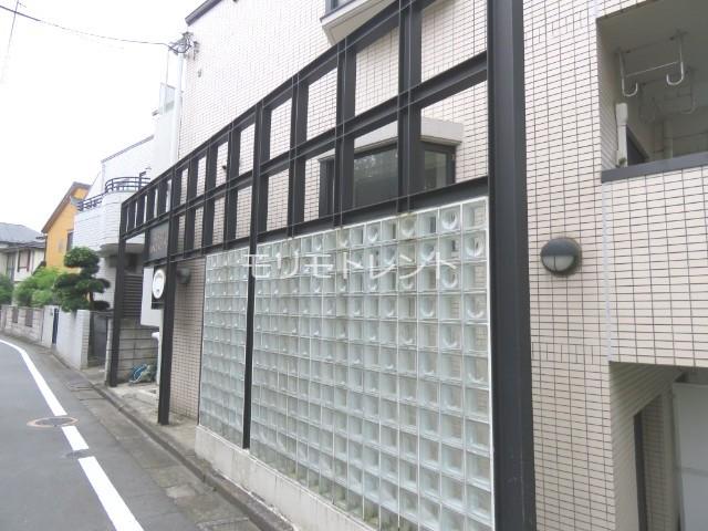 クレッセント三軒茶屋1階 外観