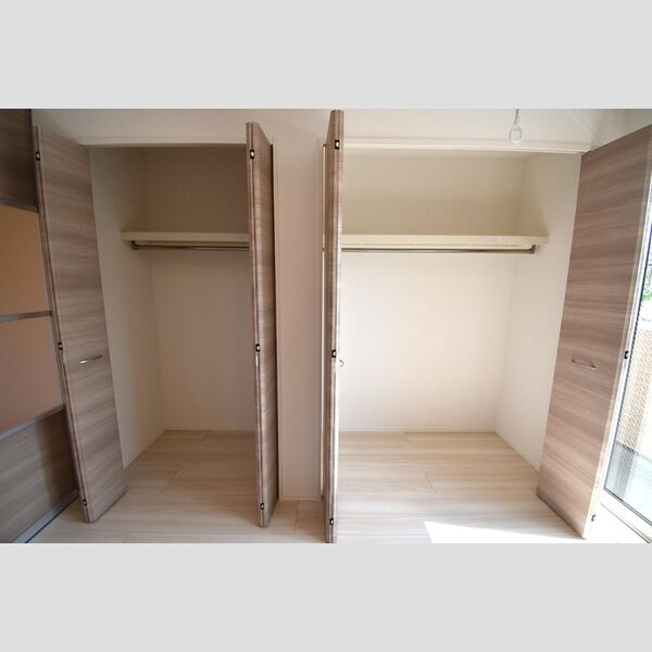 Dフルト並木町 洋室収納