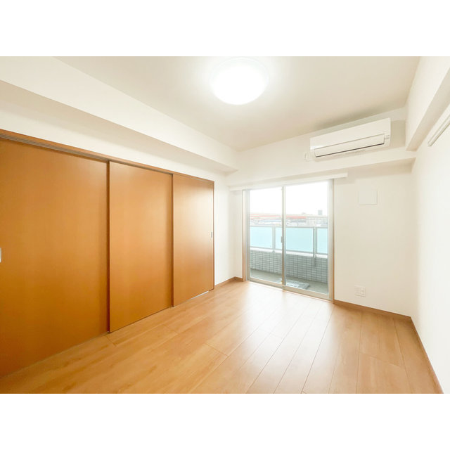 アーバハイツ六町環七北通り0505号室 リビング