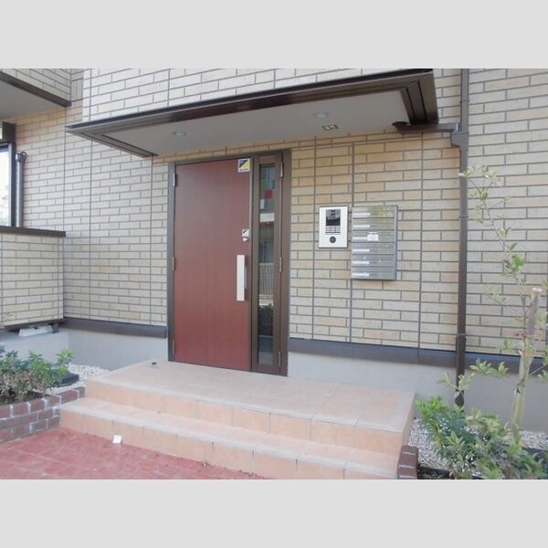 ロイヤルティアラ　Ⅴ・Ⅵ　Ⅵ エントランス