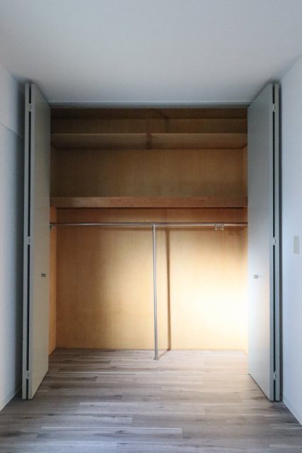 ロイヤルアーバン駒場東大 クローゼット