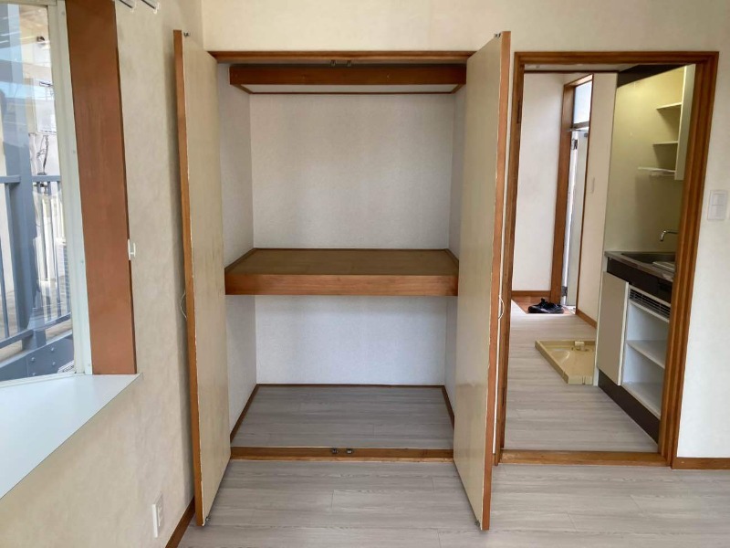 ハッピーハイツ2階 収納