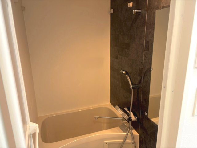 ピースフルパレス世田谷202号室 お風呂