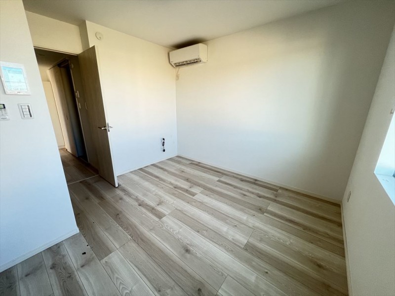 ＣＲＡＳＴＩＮＥ西馬橋１丁目 リビング