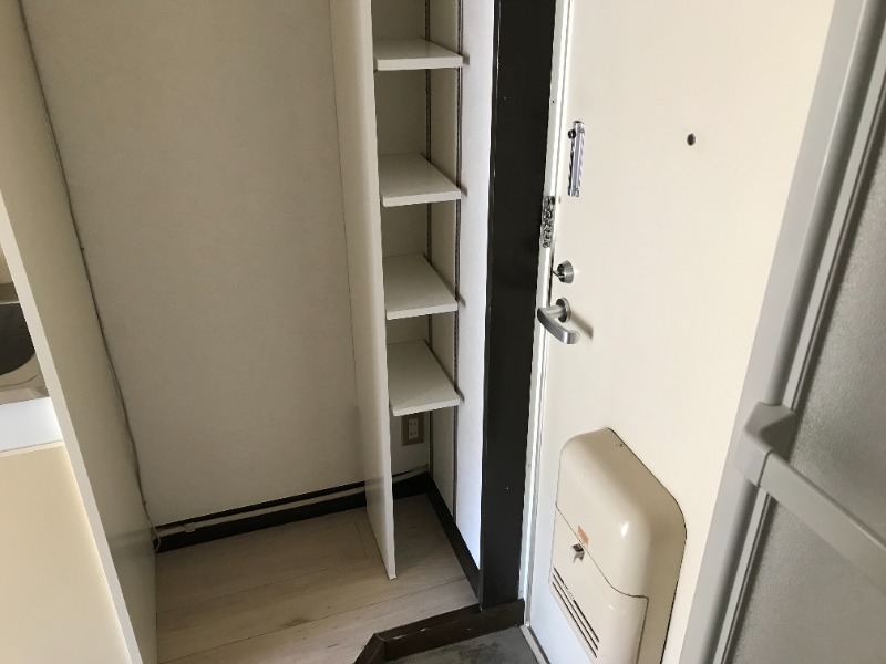 コーポアスカ2階 収納