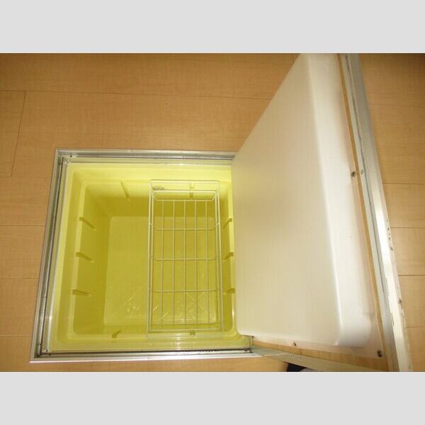 ロジュマン マエバラDEF 床下収納