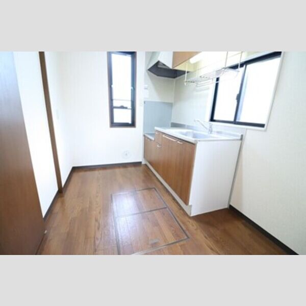 アネックス　C101号室 LDK(キッチン側)