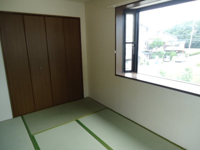 クレストール中里 和室