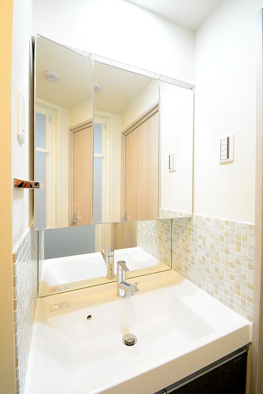 グランドコンシェルジュ練馬中村橋アジールコート1階 洗面