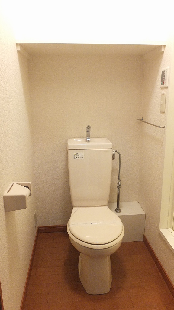 レオパレスハナブサ　Ｎａｒａ101号室 防犯カメラ