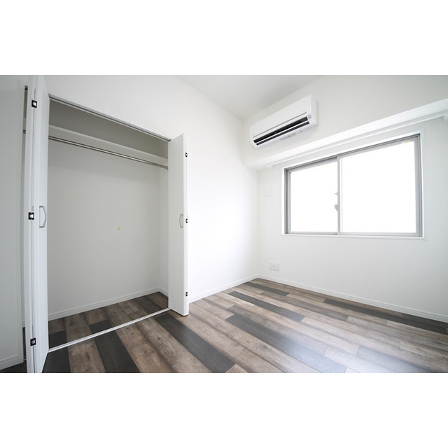 グランパーク東京EAST1203号室 内観