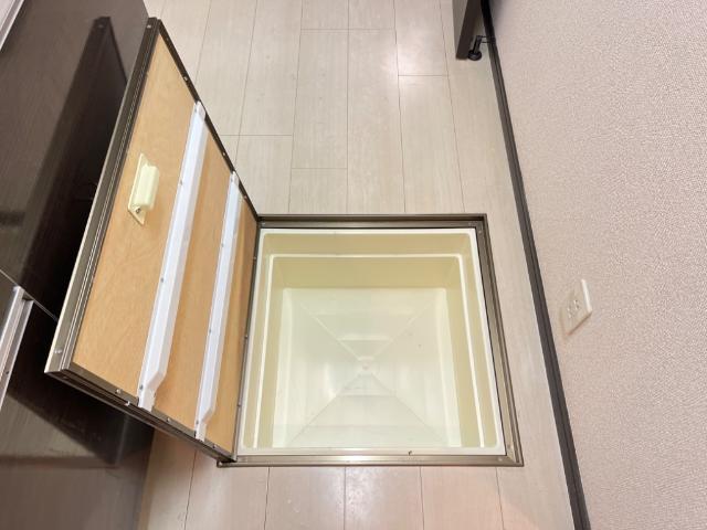 ラ・リヴィエール 床下収納