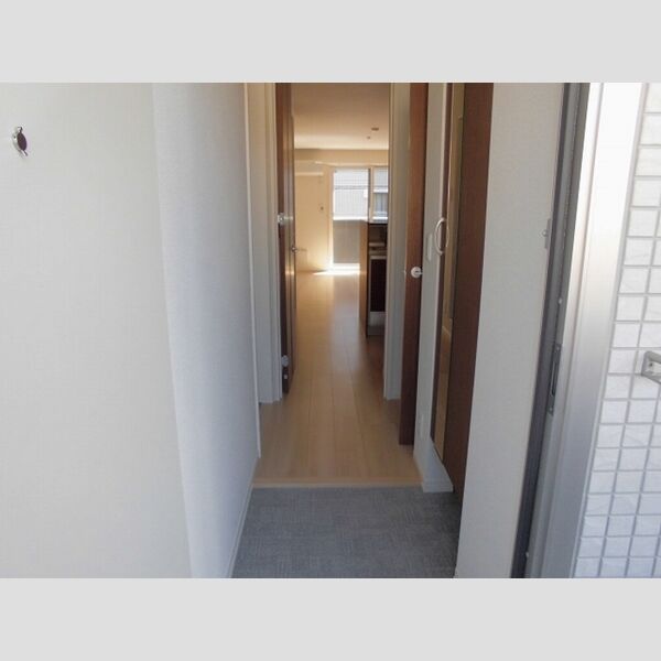 ボヌールメゾン205号室 玄関