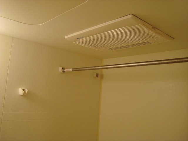 ポスト・マローネ00202号室 ２４時間換気