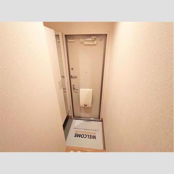 アネックスYⅦ 玄関