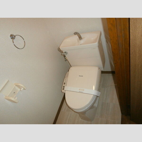 センチュリー・ハイツ202号室 温水洗浄暖房便座