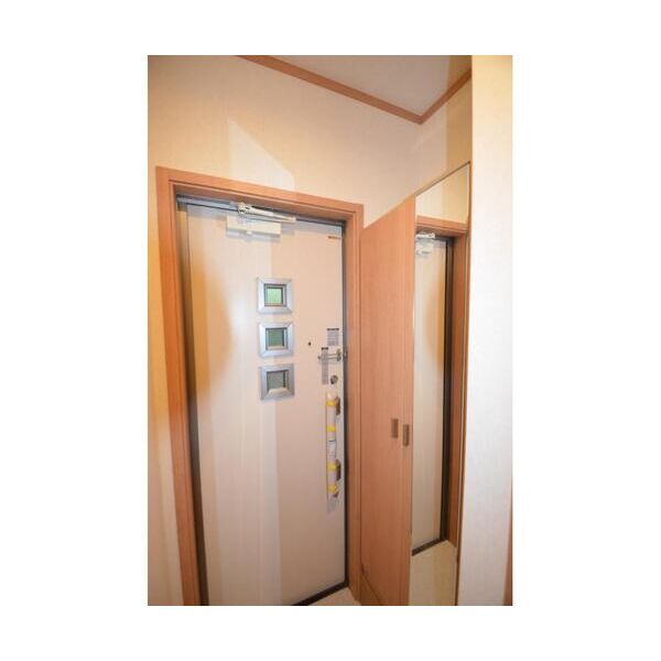 カーサアルベロ 玄関