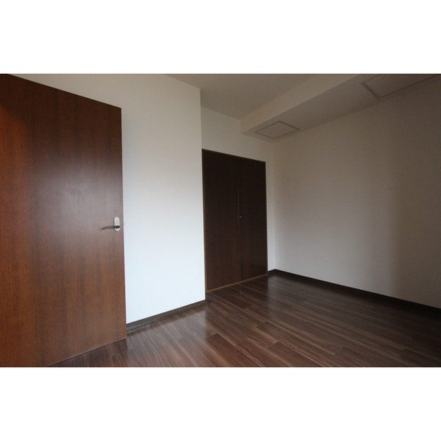 ウィスタリアⅡ303号室 ※404号室の写真です