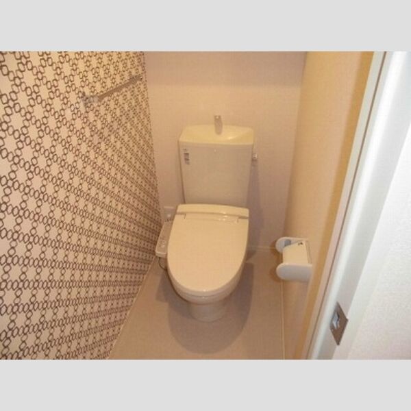 グランイーグルB301号室 ♪温水洗浄暖房便座機能付♪