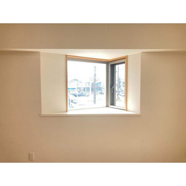 レオグランデ 出窓