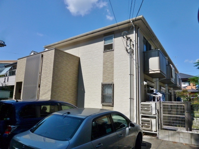 プレミア0101号室 閑静な住宅街に佇む単身者向けアパート