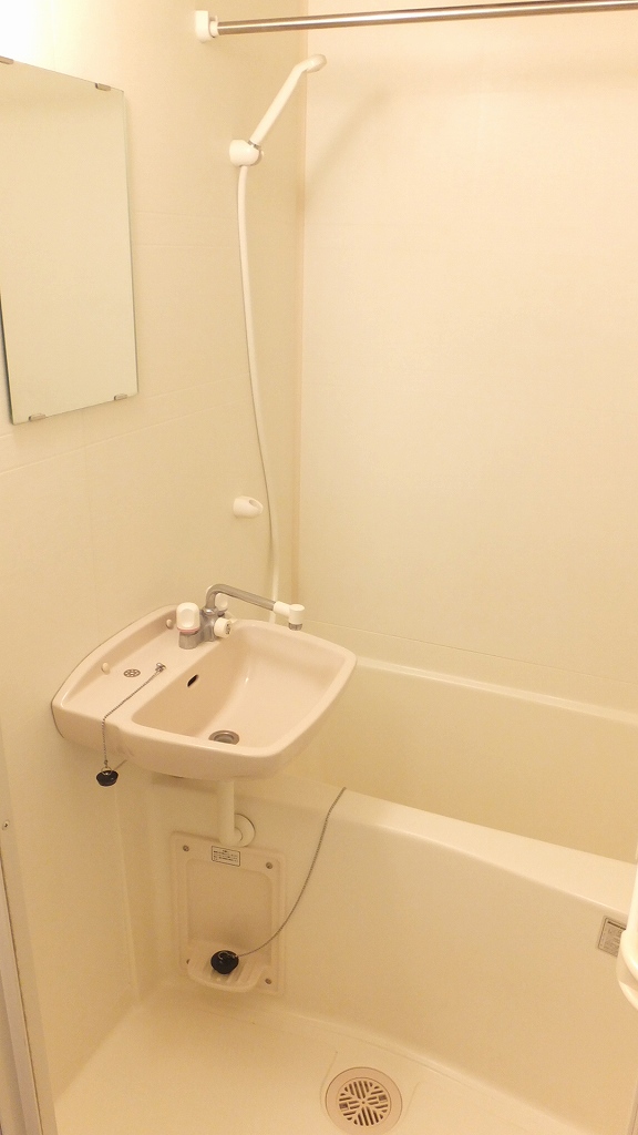 レオパレス石原駅前106号室 浴室換気乾燥機能付