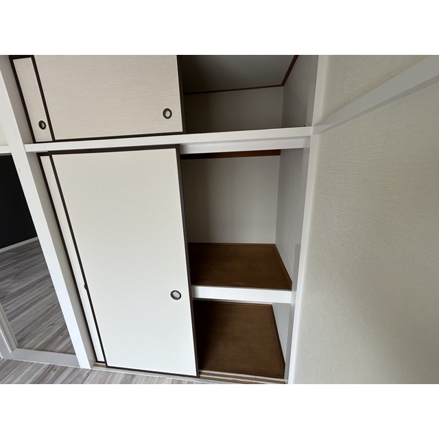 サンライズ・コーポ足立303号室 内観