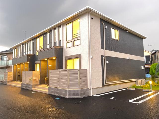 リヴェーラ（Rivera） 外観写真（夜）