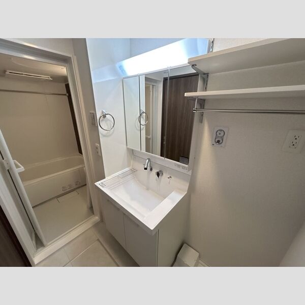 グラナーデ扇Ⅰ　C203号室 洗面