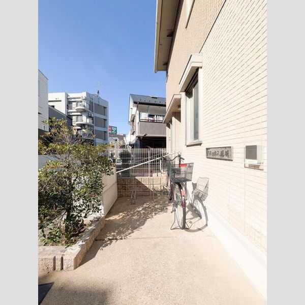 アネックス成城 駐輪場