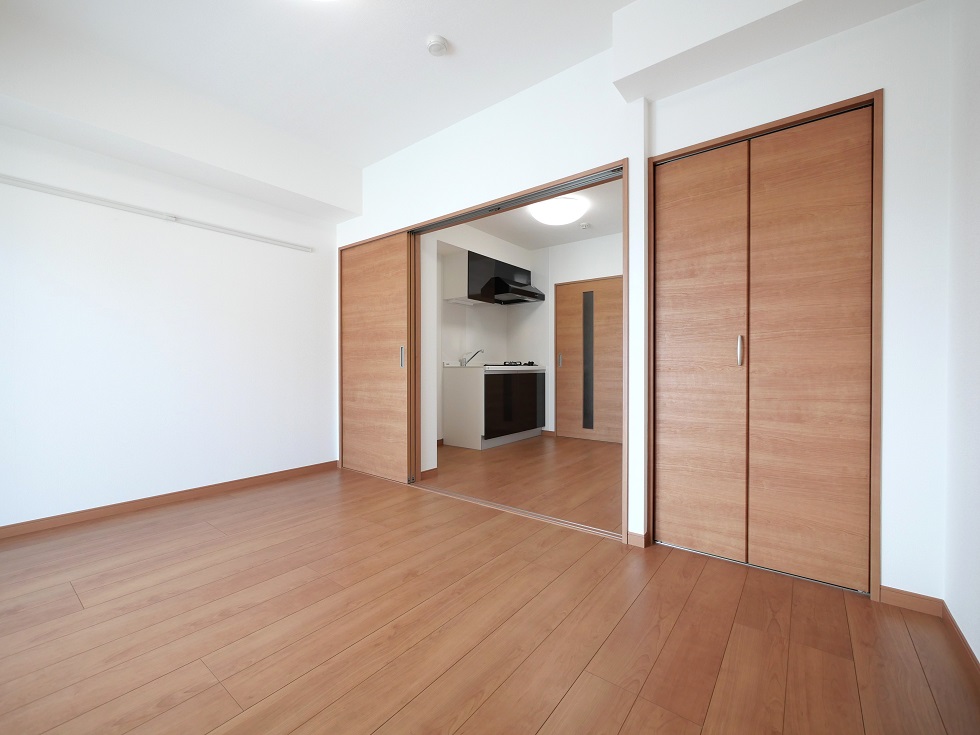 アーバンパーク六町3階 内観