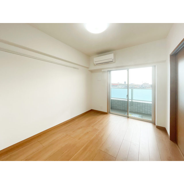 アーバハイツ六町環七北通り0504号室 リビング