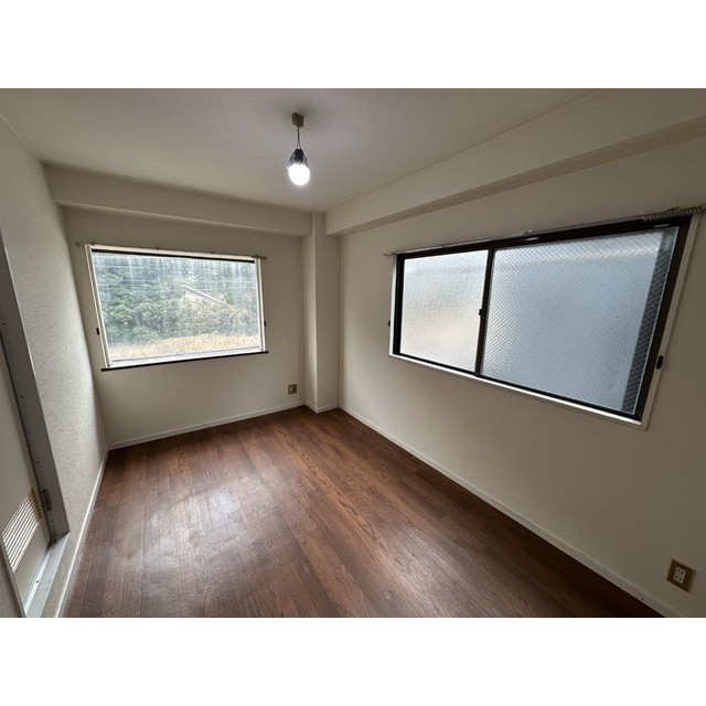 トライアングルハイム リビング