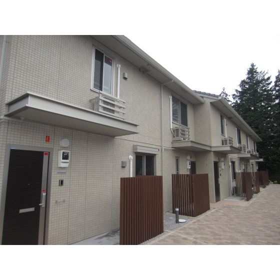 Ｐａｔｉｏ　Ｖｅｒｄｅ　Ａ・Ｂ・Ｃ2階 外観