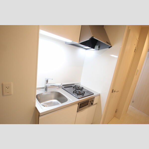 エクセル・フラット キッチンはガス2口グリル付き!