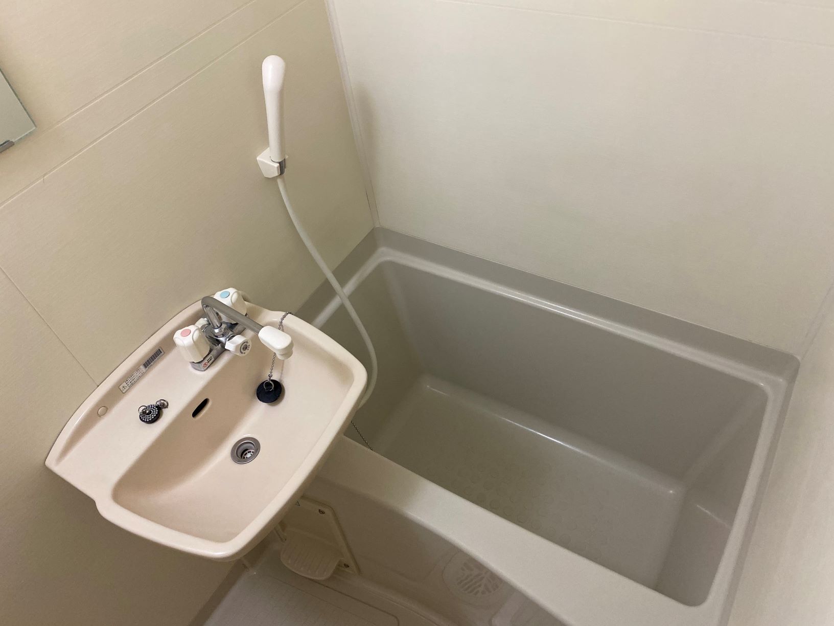 レオパレスプリマヴェーラ 内観