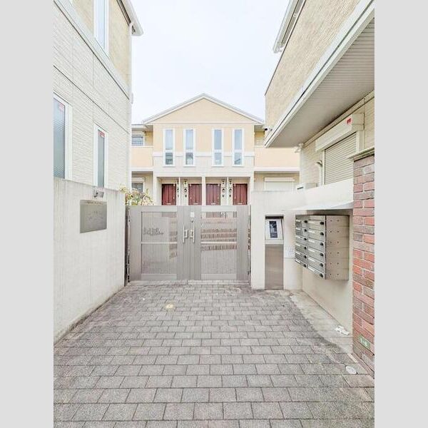 アストルム エントランス