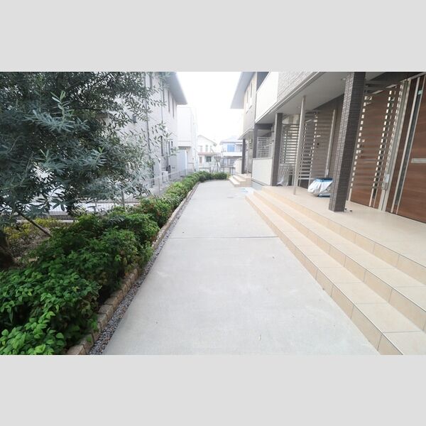 シンセリーテ　Ⅰ 共用通路