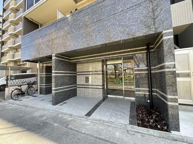 コンシェリア横濱蒔田公園904号室 エントランス