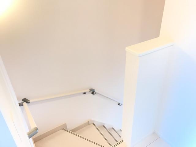 パークサイド大丸 （２０２号室）階段部分