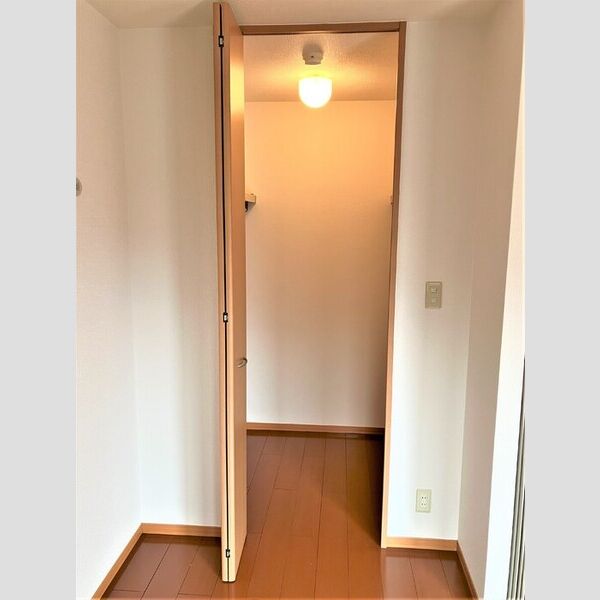 モナリエ春日　Ⅰ・ⅡⅡ203号室 収納