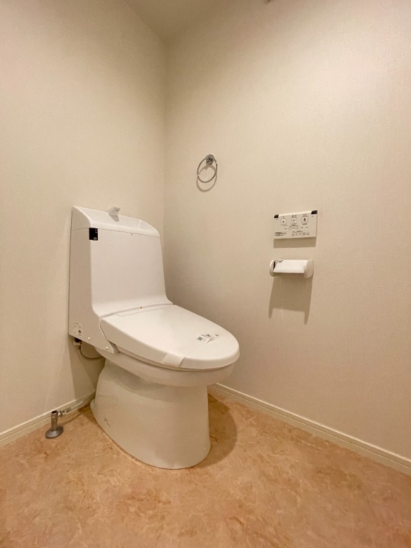 リヴェール武蔵新城2階 トイレ