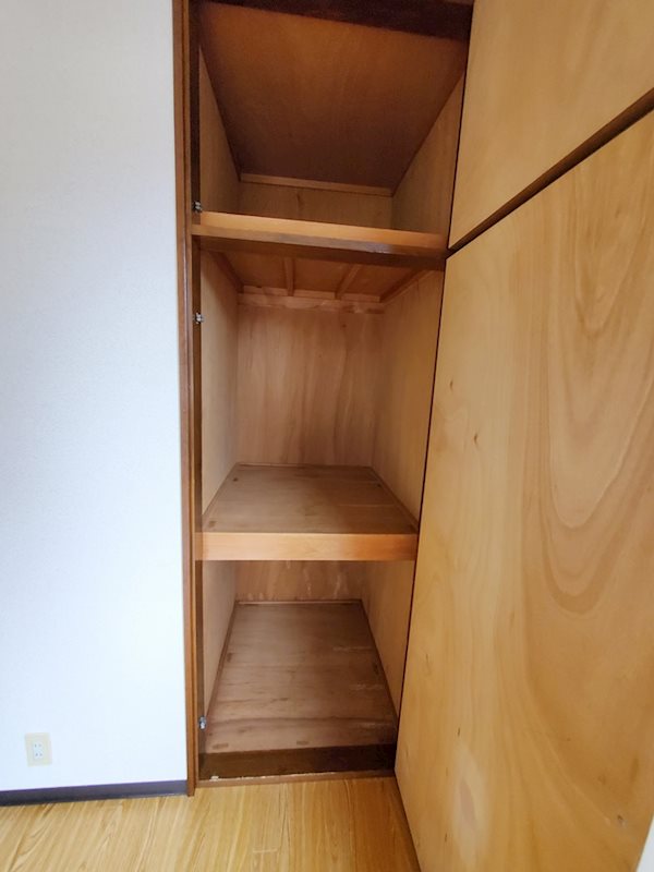 メルベーユカネフサ2階 収納