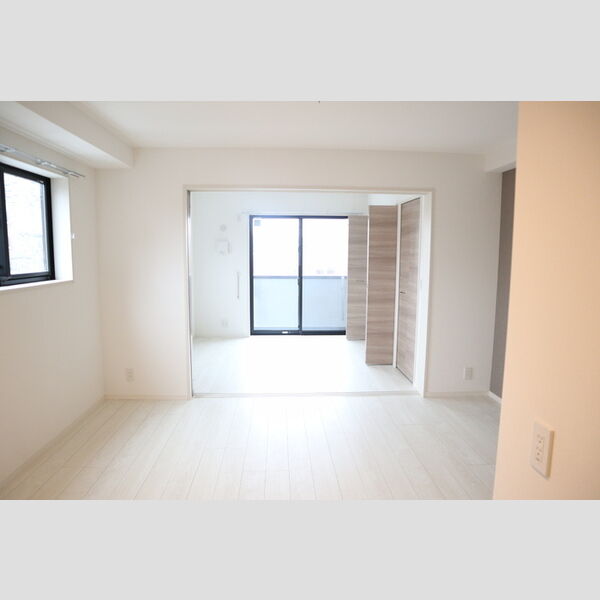 エスポア戸田公園306号室 洋室