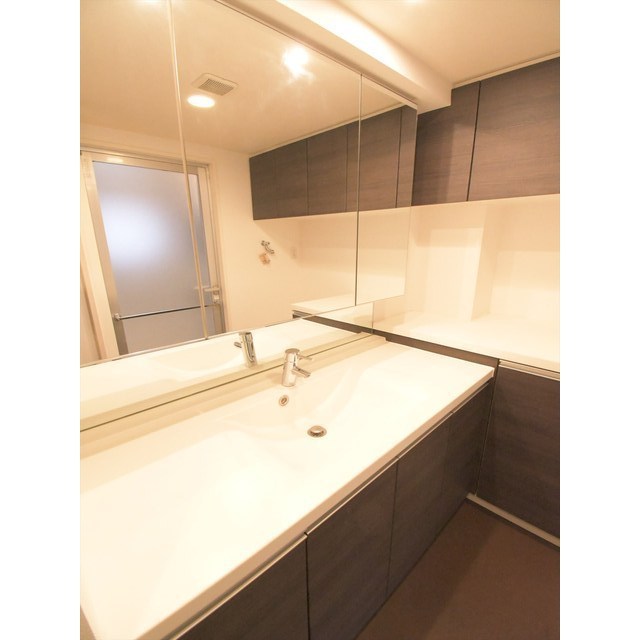 プラチナコート広尾0304号室 内観