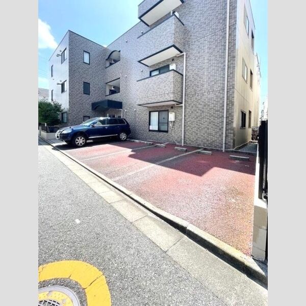 フォルテーヌ大杉 駐車場