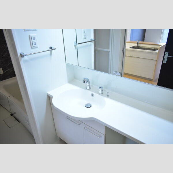 プリムヴェール　十六番館 洗髪洗面化粧台