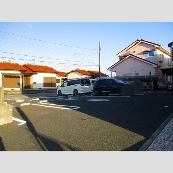 レジデンス　ダイコク 駐車場